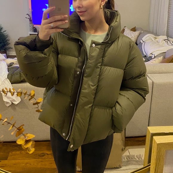 Banana Republic Olive Puffer Down Jacket - Picture 5 of 6